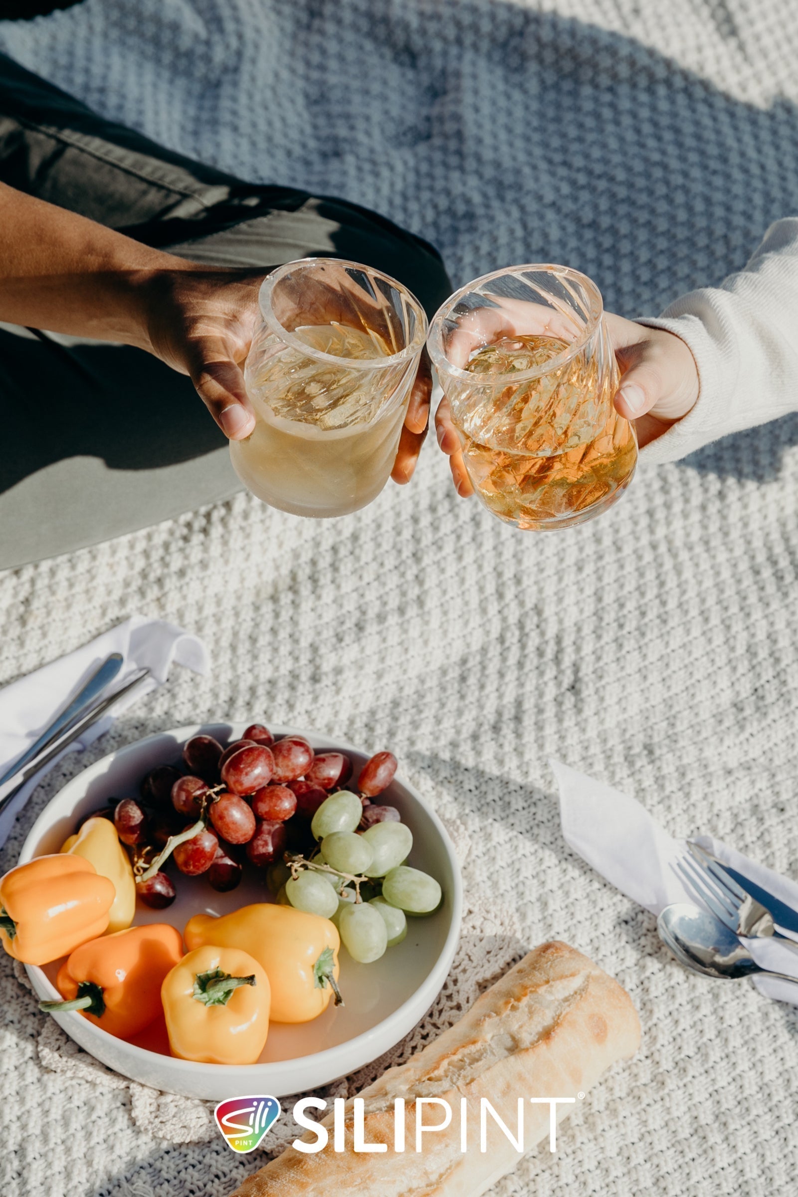 Silicone vs. Plastic Drinkware: Which Is Safer-and Where Silipint Fits